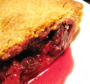 triple berry pie