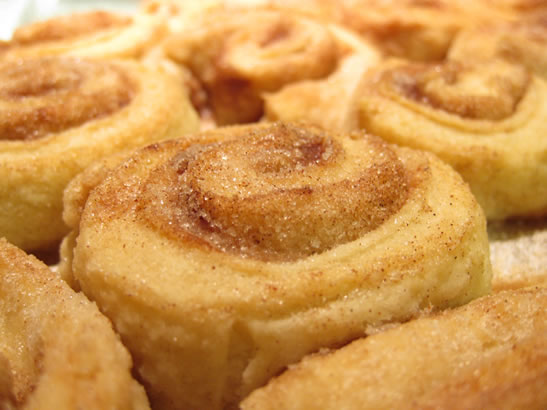 cinnamon rolls leftover pie crust