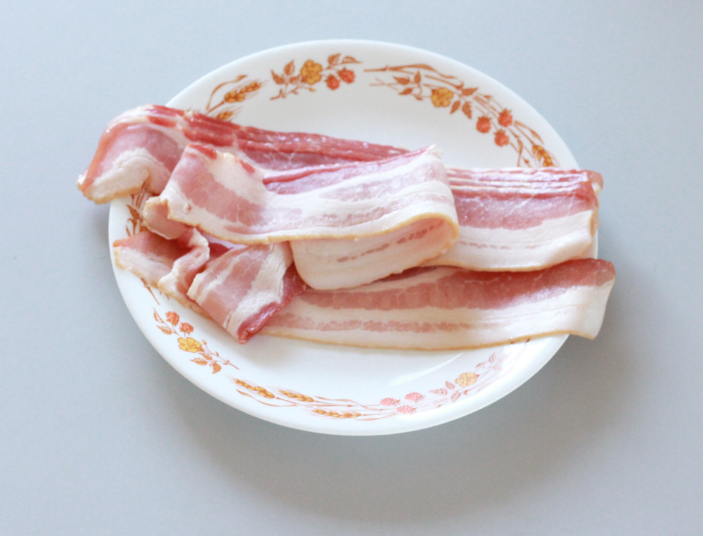 bacon on plate