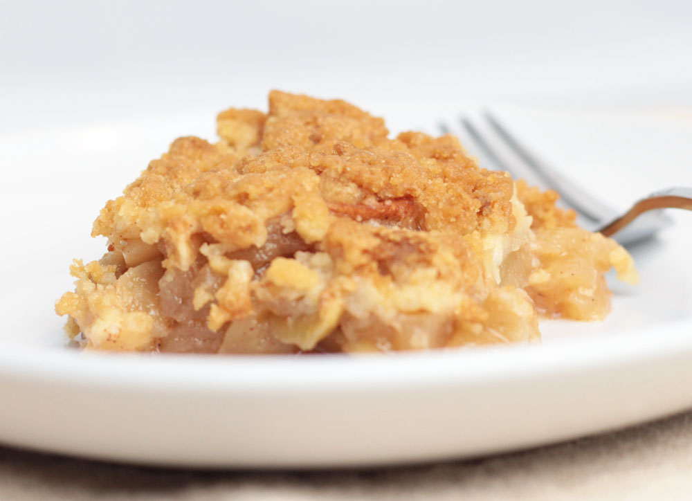 crumb-top-apple-pie